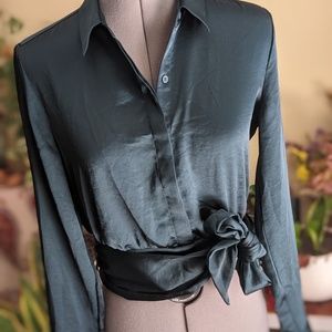 Express Satin Blouse in Emerald